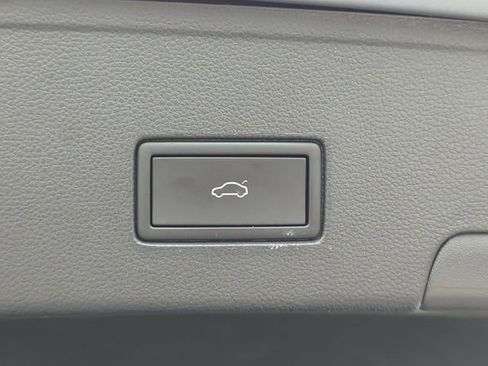 Certified 2023 Volkswagen Atlas Cross Sport SEL Premium R-Line image 10