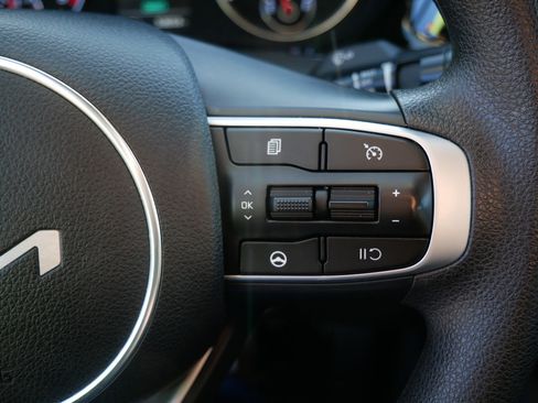 Used 2023 Kia K5 LXS image 28