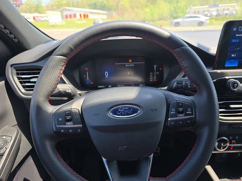 Used 2024 Ford Escape ST-Line AWD/4WD image 20