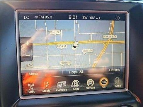 Used 2017 Jeep Grand Cherokee Limited w/ Luxury Group II image 9