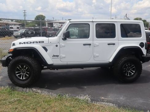 New 2026 Jeep Wrangler Unlimited Rubicon 392 w/ Quick Order Package 27X Moab AWD/4WD image 4