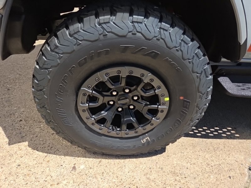 New 2026 Ford Bronco Raptor AWD/4WD image 9