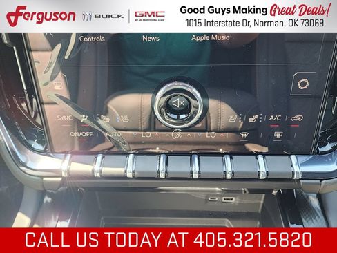 New 2026 GMC Yukon XL AT4 w/ AT4 Premium Package AWD/4WD image 32