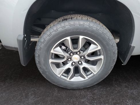 New 2025 Chevrolet Silverado 1500 LT image 25