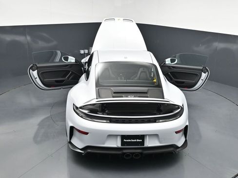 Certified 2025 Porsche 911 GT3 RWD image 29