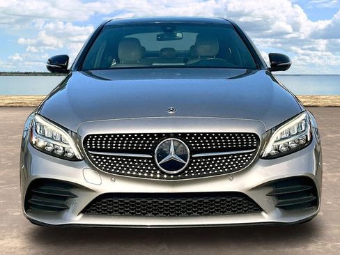 Used 2020 Mercedes-Benz C 300 Sedan image 2