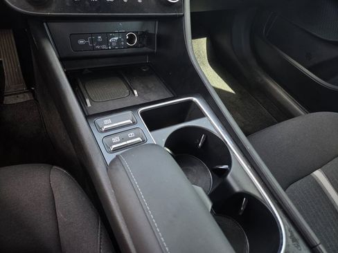 Used 2025 Hyundai Sonata SEL FWD image 12