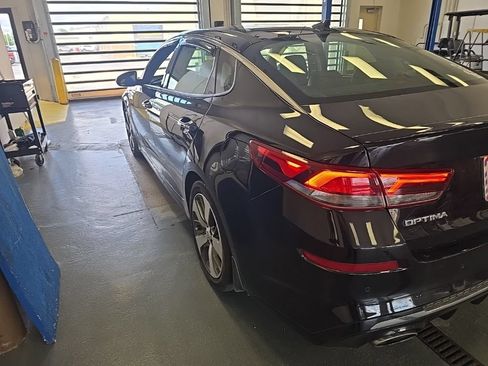 Used 2019 Kia Optima S w/ S Panoramic Sunroof Package FWD image 6