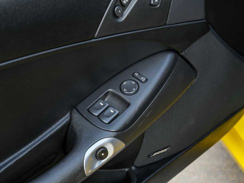 Used 2006 Chevrolet Corvette Z06 w/ Preferred Equipment Group image 38