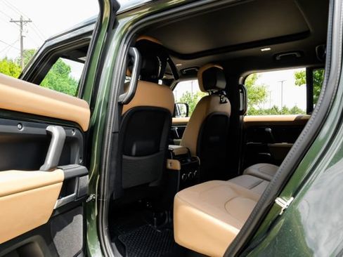 New 2026 Land Rover Defender 110 X-Dynamic SE AWD/4WD image 43