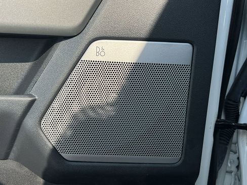 Used 2023 Ford F150 Lariat w/ Equipment Group 502A High image 15