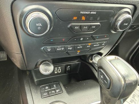 Used 2019 Ford Ranger XLT w/ Equipment Group 301A Mid AWD/4WD image 11