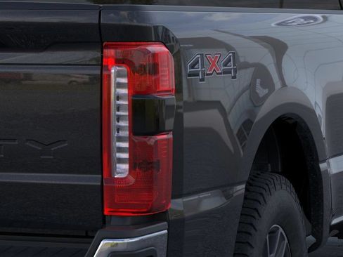 New 2026 Ford F250 Lariat AWD/4WD image 23