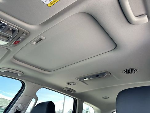 New 2025 Kia Telluride EX image 23