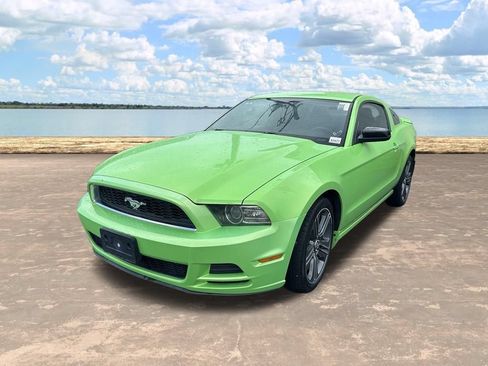 Used 2014 Ford Mustang Premium w/ V6 Performance Package RWD image 4