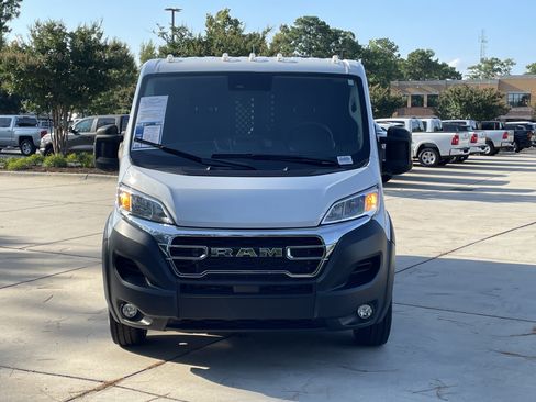 Used 2025 RAM ProMaster 2500 w/ U-Haul Equipment Group FWD image 3