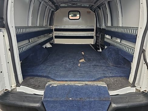 Used 2019 Chevrolet Express 2500 RWD image 13