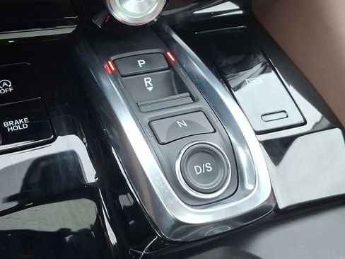Certified 2024 Acura MDX SH-AWD w/ Technology Package image 16