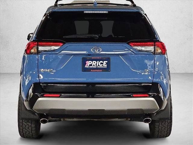 Used 2025 Toyota RAV4 SE AWD/4WD image 6