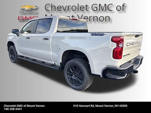 New 2026 Chevrolet Silverado 1500 Custom Trail Boss w/ Dark Appearance Package image 2