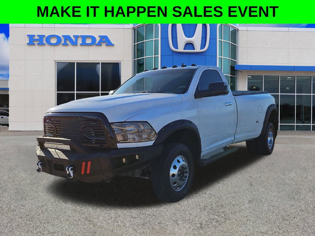 Used 2015 RAM 3500 SLT w/ Popular Equipment Group AWD/4WD image 3
