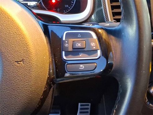 Used 2012 Volkswagen Beetle Turbo image 28