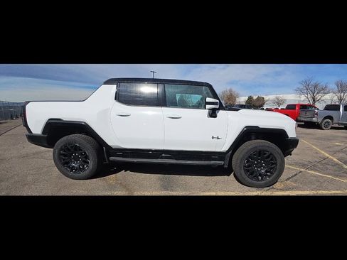 Used 2025 GMC Hummer EV 2X image 9