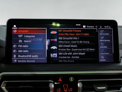 Used 2024 BMW X4 xDrive30i w/ M Sport Package AWD/4WD image 34