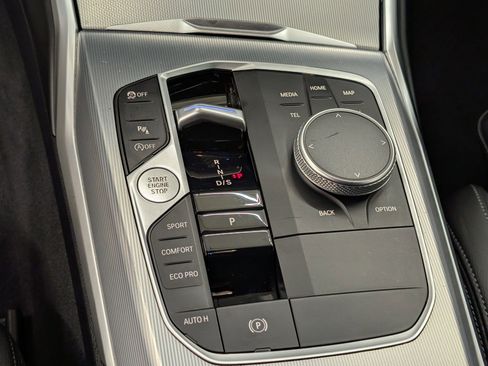 Certified 2024 BMW 430i Coupe w/ Convenience Package image 18