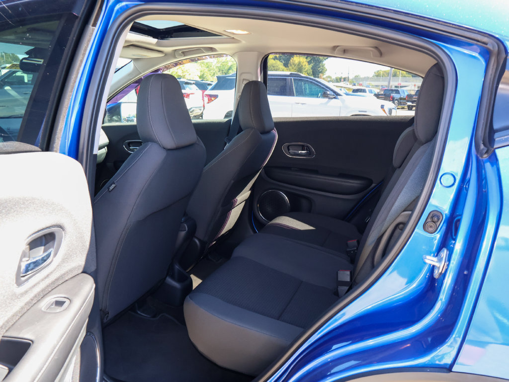 Used 2021 Honda HR-V EX image 10