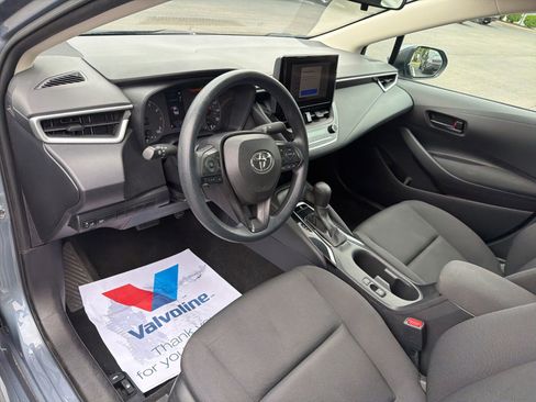 Used 2024 Toyota Corolla LE FWD image 10