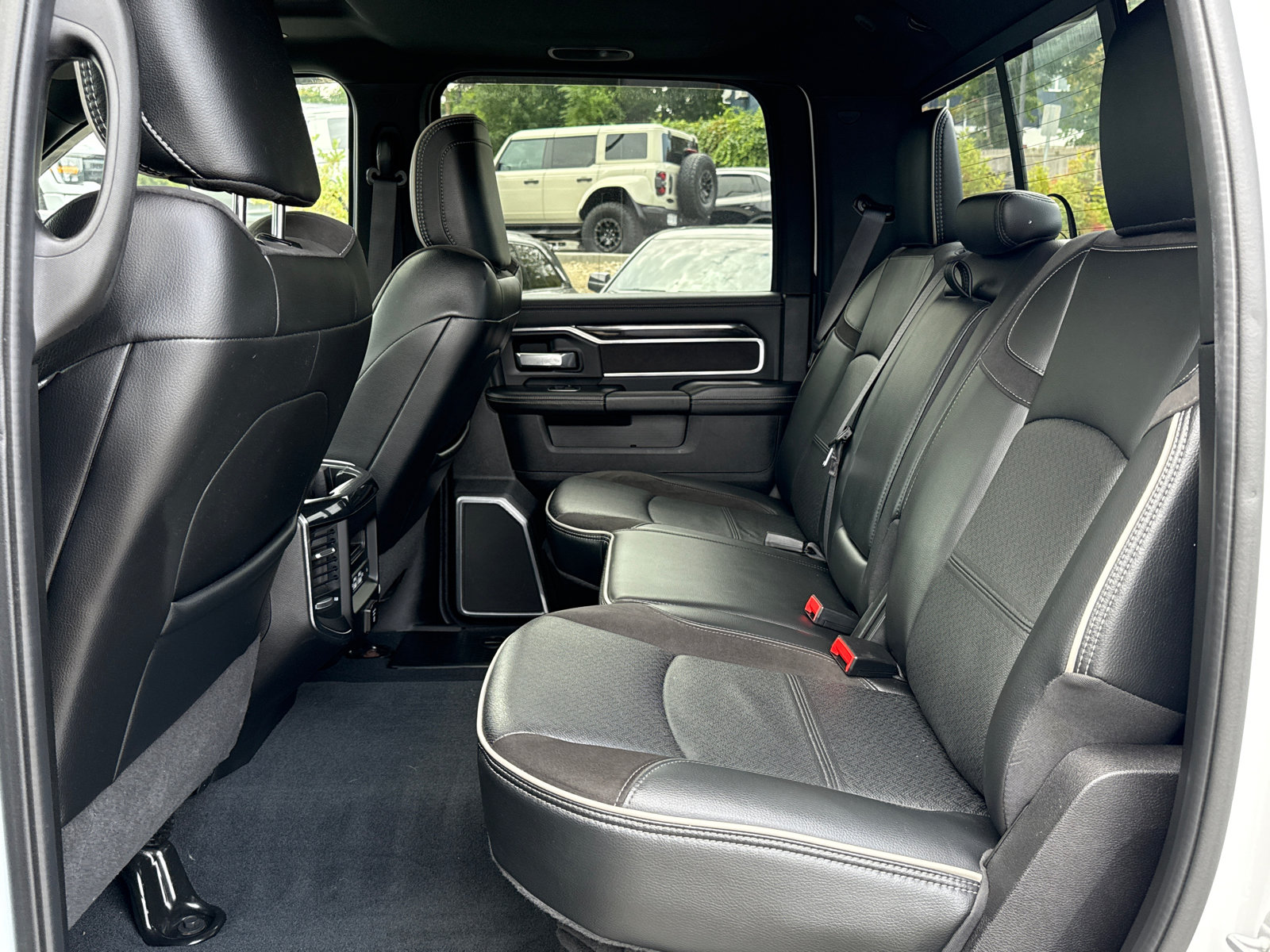Used 2022 RAM 2500 Laramie AWD/4WD image 24