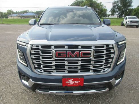 New 2026 GMC Yukon XL Elevation w/ Elevation Premium Package AWD/4WD image 10