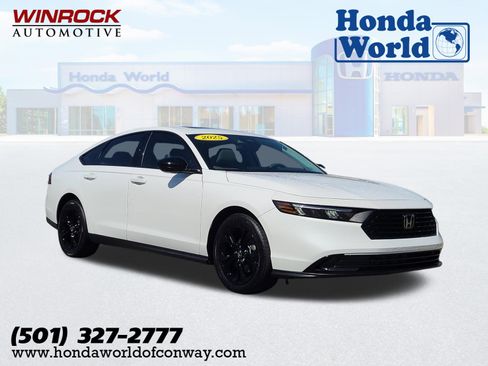 Certified 2025 Honda Accord SE image 1