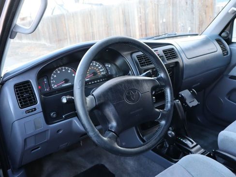 Used 2000 Toyota 4Runner SR5 image 15