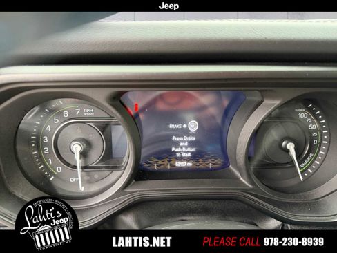 Used 2024 Jeep Wrangler High Altitude image 8