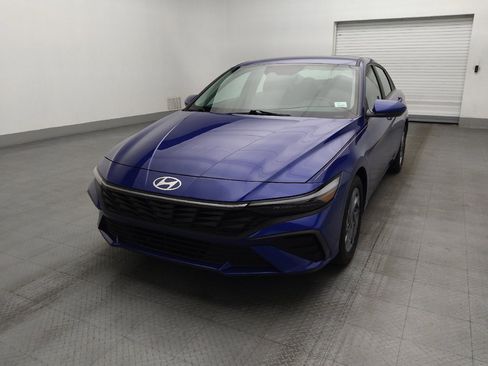 Used 2024 Hyundai Elantra SEL FWD image 15