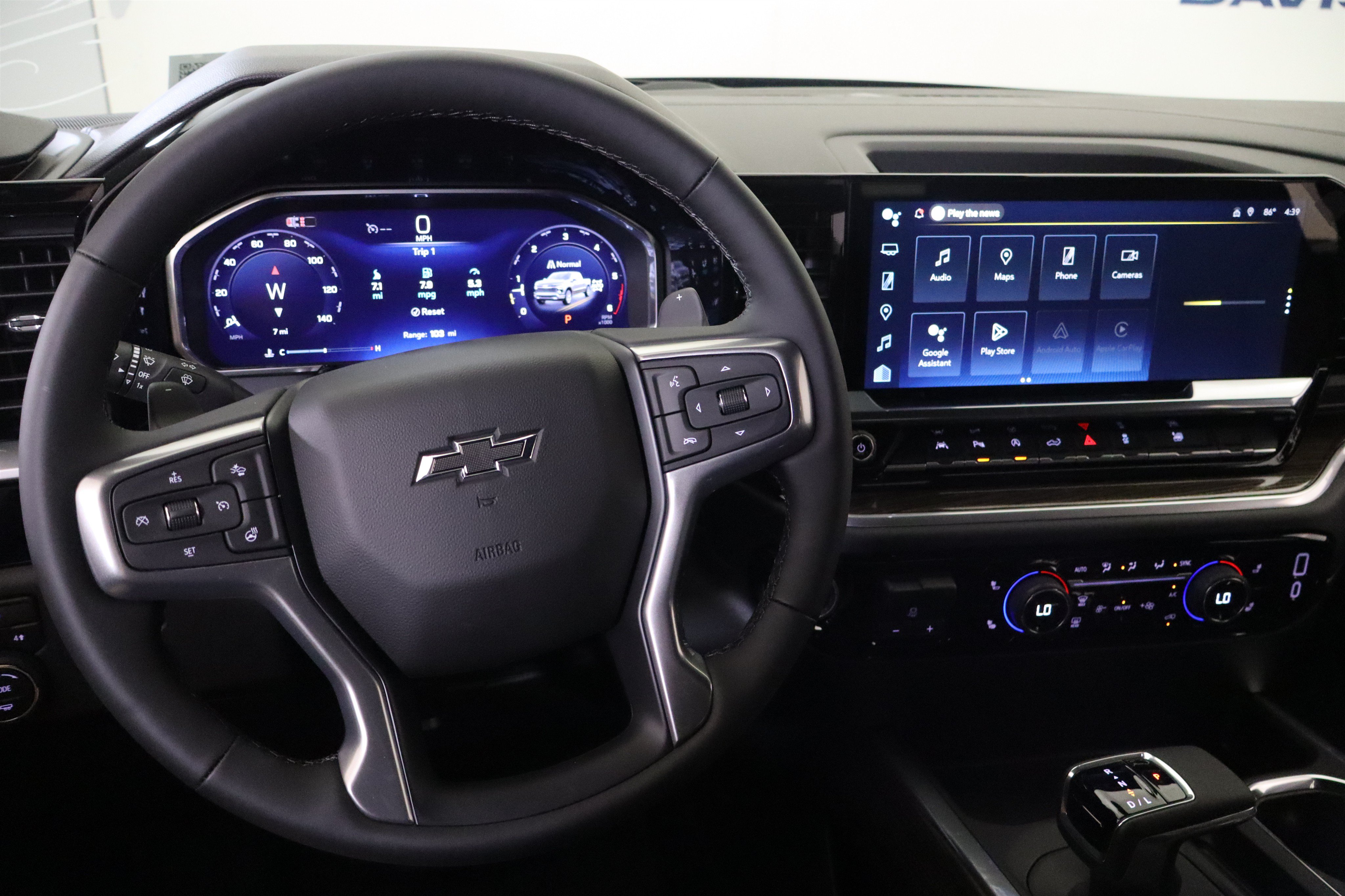 New 2026 Chevrolet Silverado 1500 RST w/ Redline Edition AWD/4WD image 24