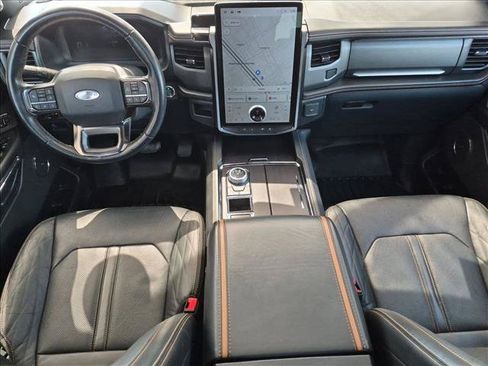 Certified 2022 Ford Expedition Max Platinum RWD image 19