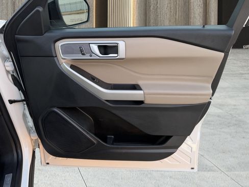 Used 2021 Ford Explorer Limited w/ Equipment Group 301A image 62