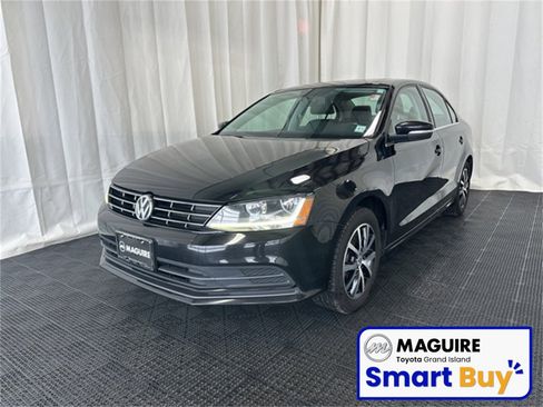 Used 2018 Volkswagen Jetta SE image 1