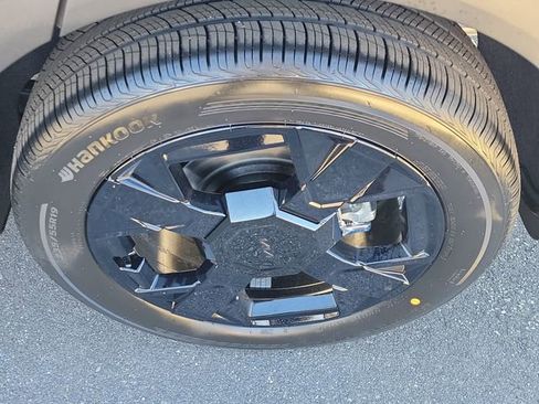 New 2026 Kia Sportage X-Line image 8