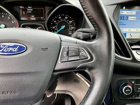 Used 2019 Ford Escape Titanium FWD image 26