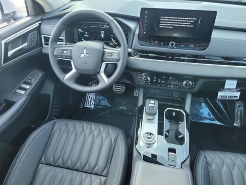 New 2026 Mitsubishi Outlander SEL FWD image 16