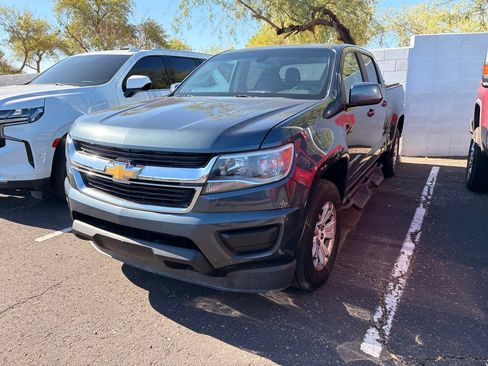 Used 2019 Chevrolet Colorado LT AWD/4WD image 2