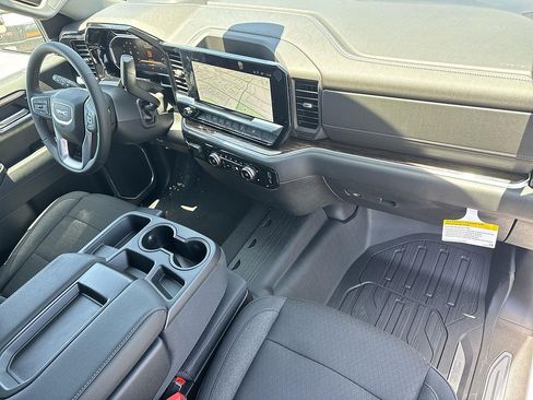 New 2026 GMC Sierra 1500 Elevation w/ LPO, Elevation Black Package RWD image 29