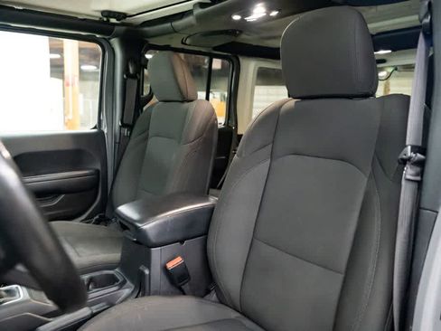 Used 2023 Jeep Wrangler Unlimited w/ Cold Weather Group AWD/4WD image 22
