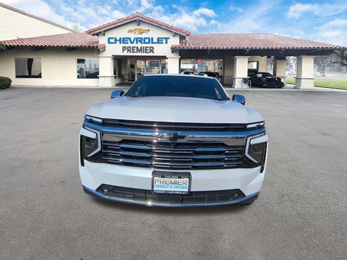 New 2026 Chevrolet Tahoe Premier image 3