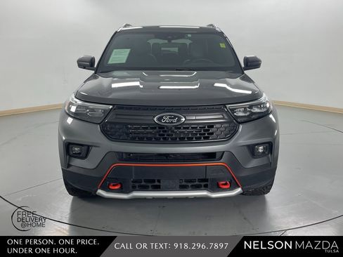 Used 2023 Ford Explorer Timberline image 2