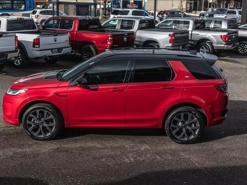 Used 2023 Land Rover Discovery Sport SE R-Dynamic image 10